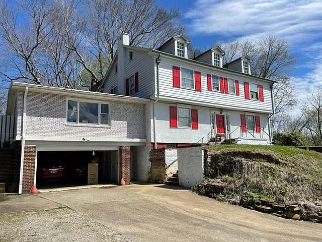 1st image of 1561 Beechwood Hts