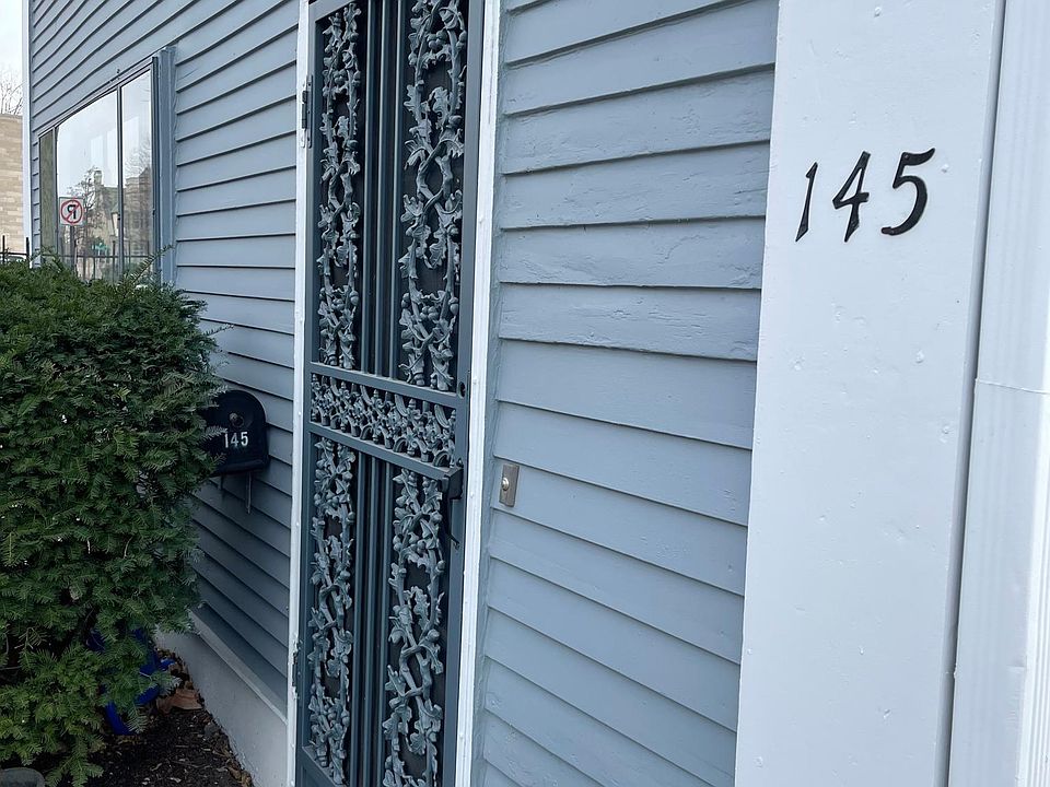 1st image of 145 E 19th St #1