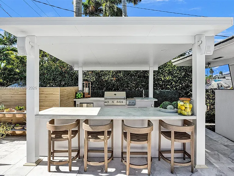 1230 Adams St — Photo 37