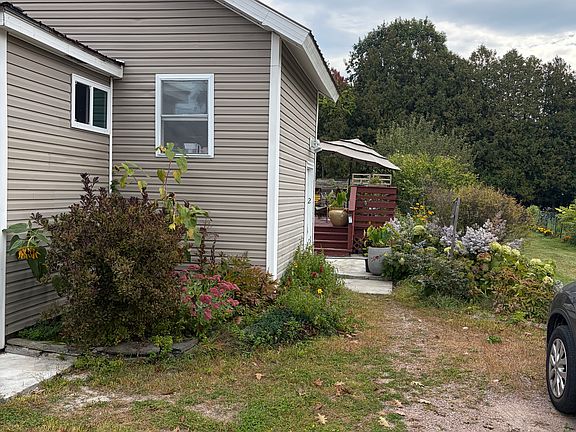 4th image of 351 Church Rd #2