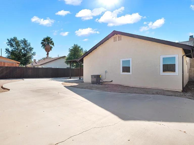 3843 Castala Dr — Photo 32