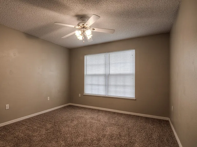 4231 Stonefield Dr — Photo 9