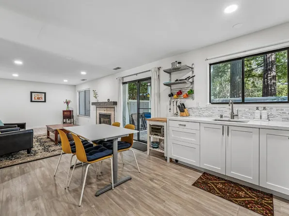 25 Hector Lane, Novato, CA 94949