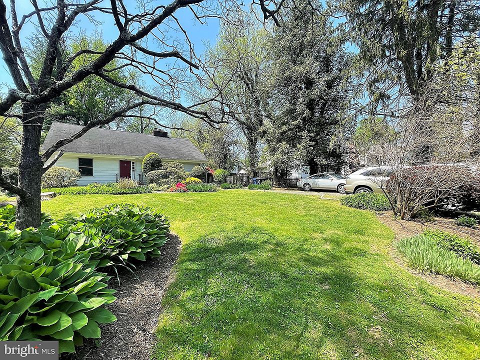 1st image of 1640 La Salle Ave