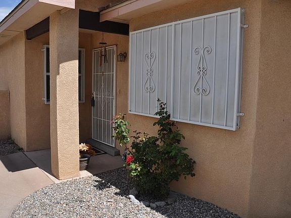 5th image of 7015 Dona Angelica Ave SW