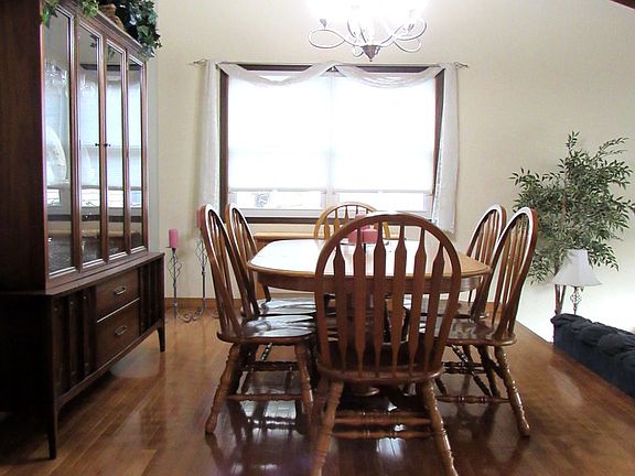 3rd image of 15748 Heron Dr