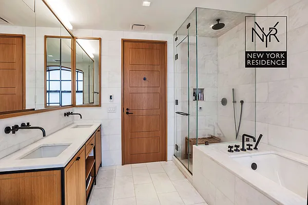 Rented by New York Residence | media 19