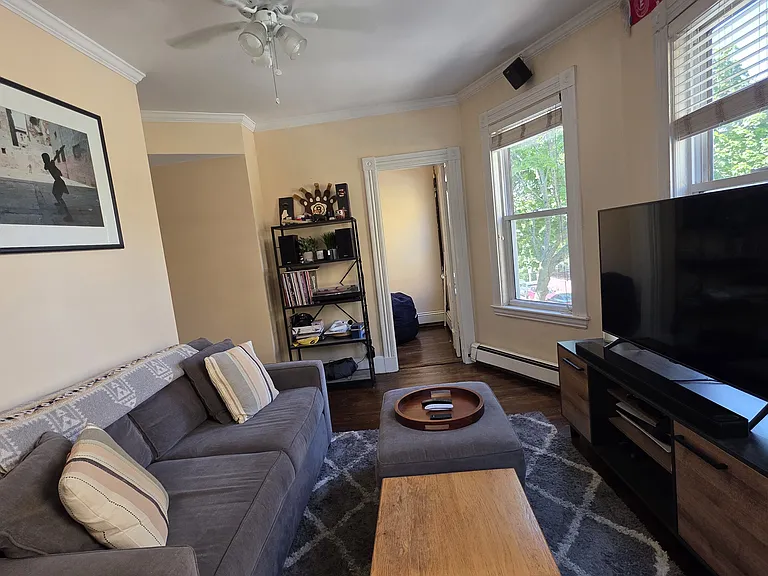 347 W 4th St #2 — Photo 3