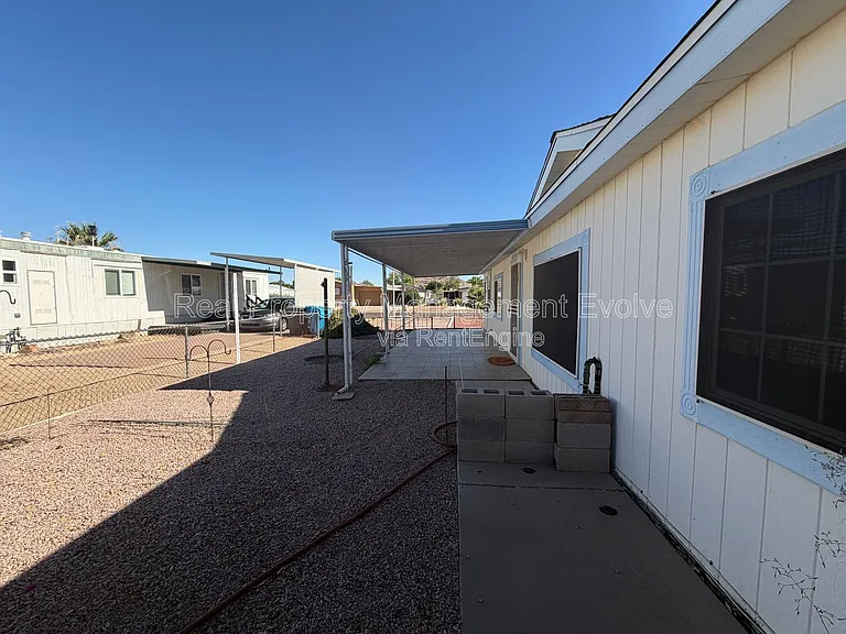 1514 E Muriel Dr — Photo 21