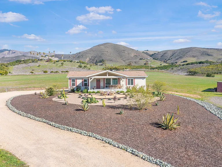 4835 Righetti Rd — Photo 29