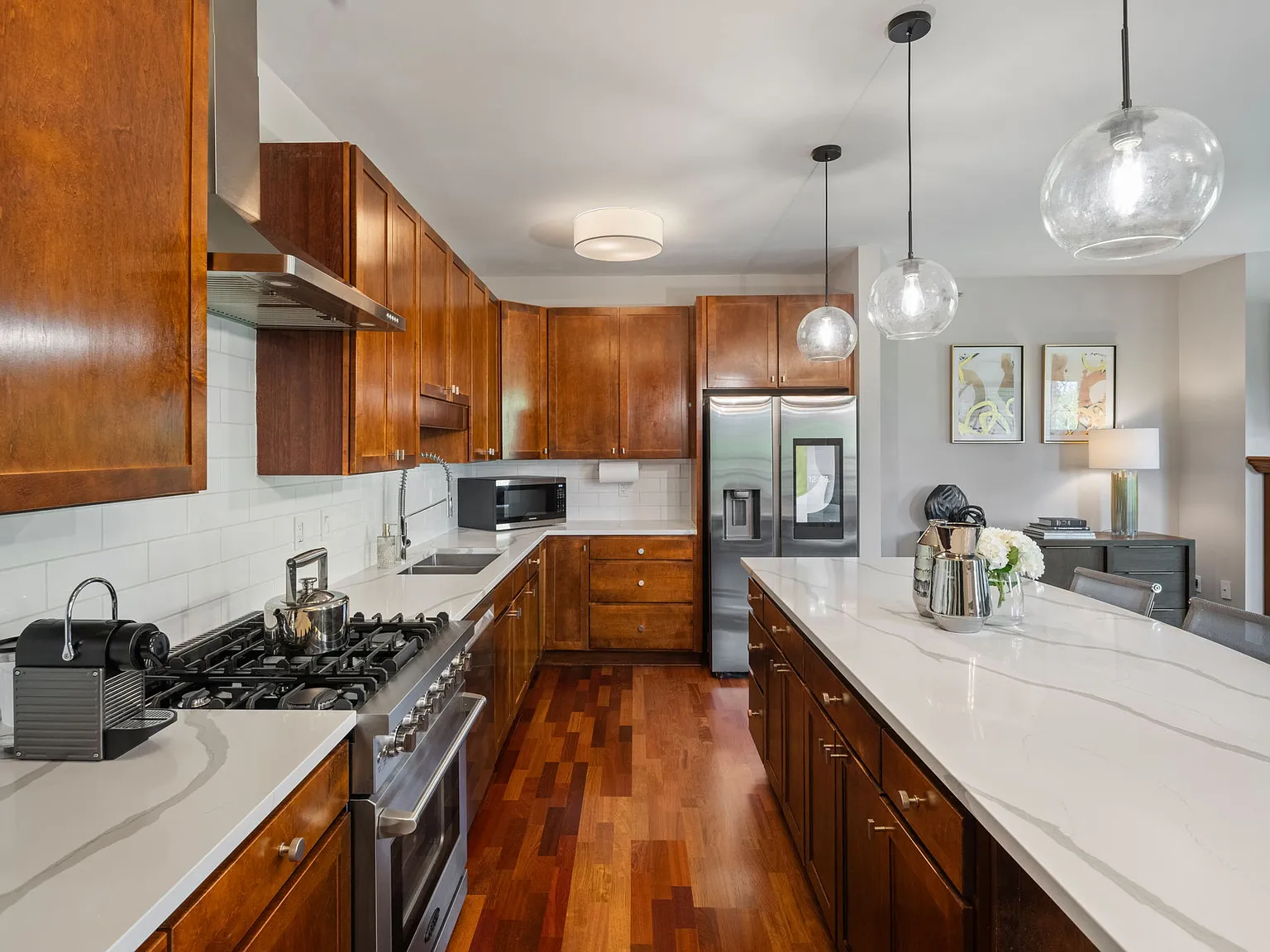 2 bed, 1391 sqft, $2,695 — Photo 1
