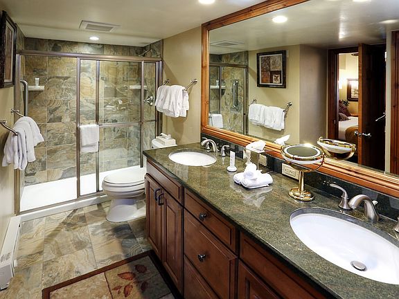 4th image of 508 E Lionshead Cir #602