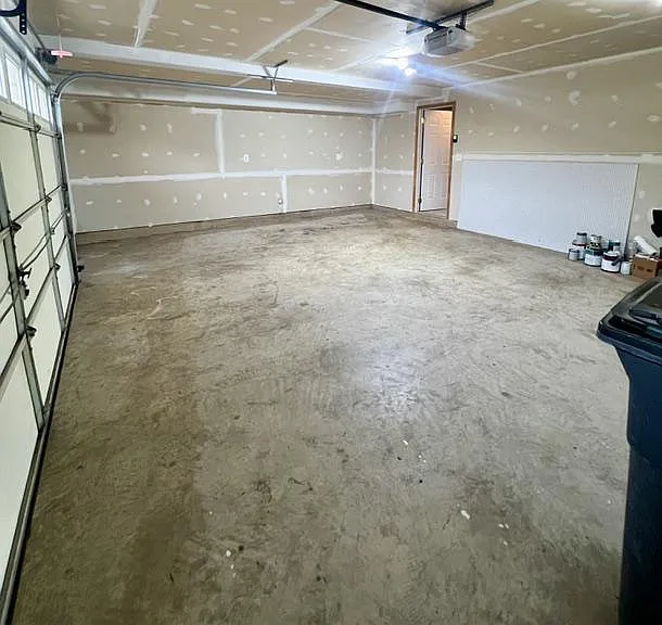 25130 Cutgrass Ter — Photo 32