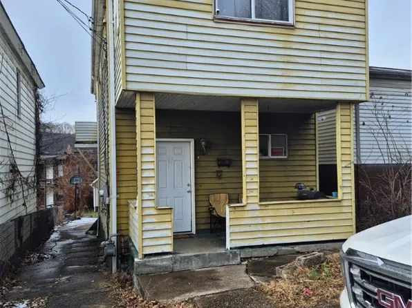 802 Lamont St, Mc Kees Rocks, PA 15136