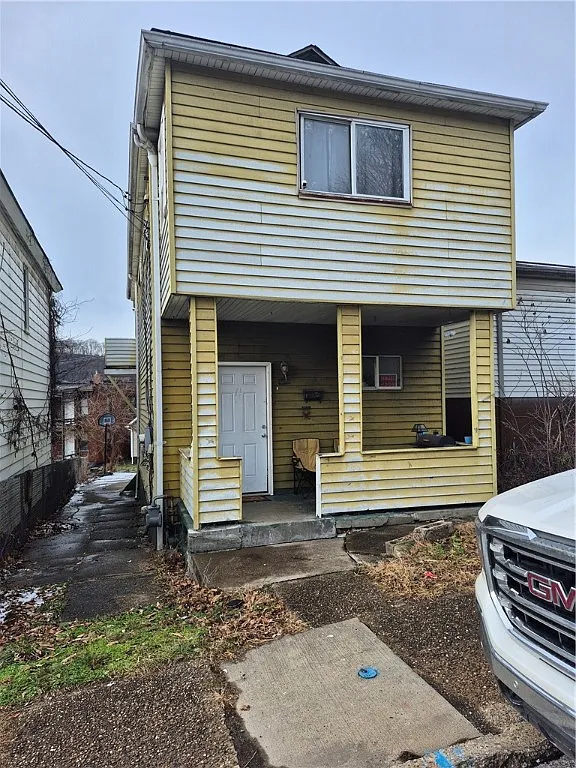 802 Lamont St photo 1