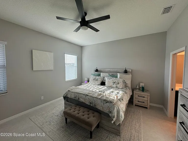 3010 Avalonia Dr — Photo 40