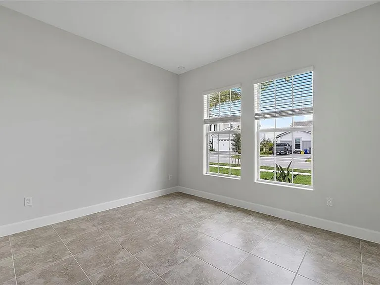 5223 Liberty Ln — Photo 11