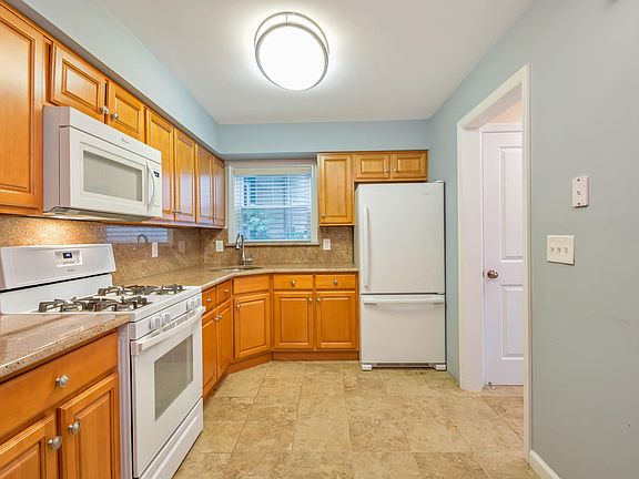 5th image of 13020 177th St