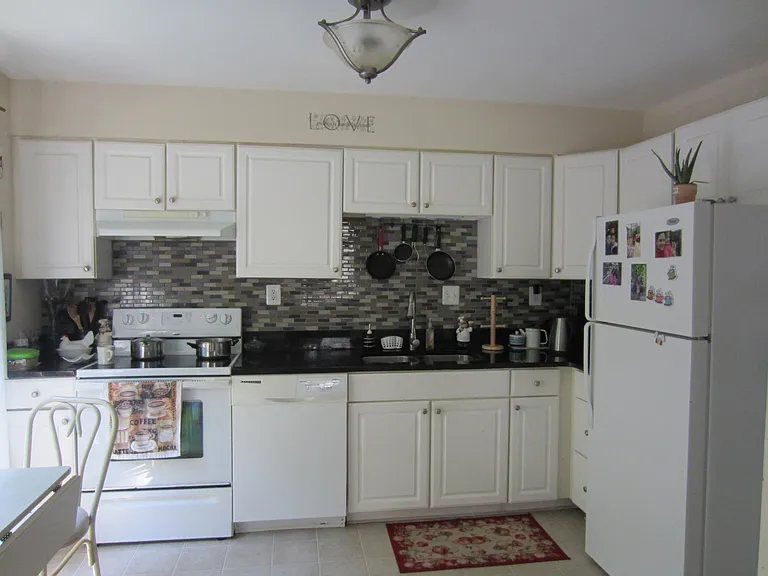 6054 Forrest Hollow Ln — Photo 5