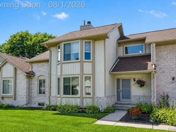 20387 Villa Grande Cir, Clinton Township, MI 48038