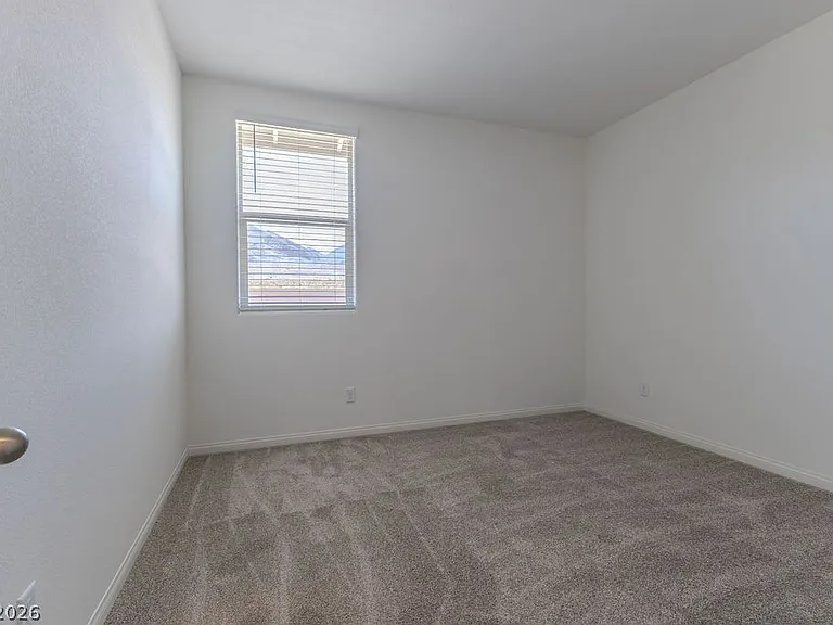56 Hornbeck Ln — Photo 9