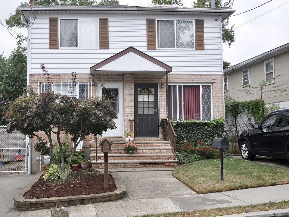 1st image of 96 Wellbrook Ave