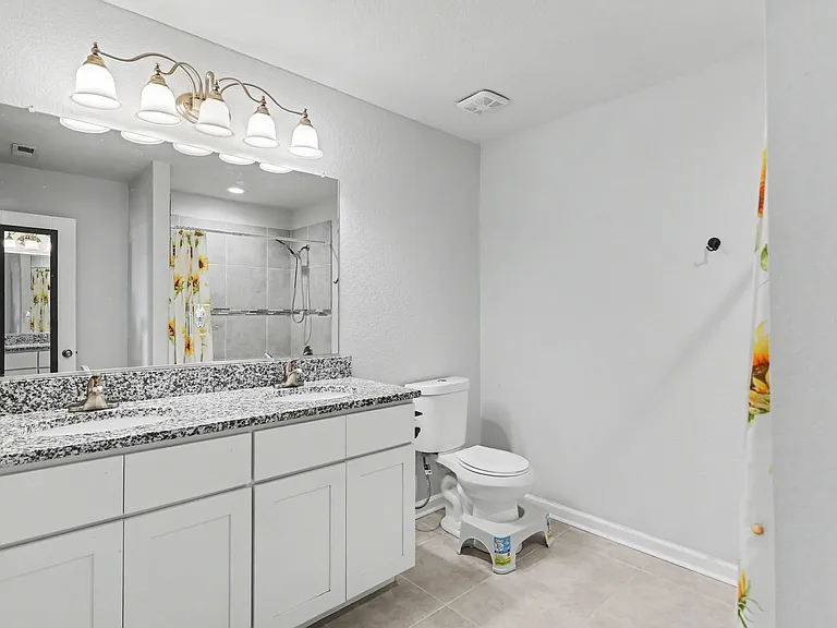 2700 Myrtle Ave — Photo 23