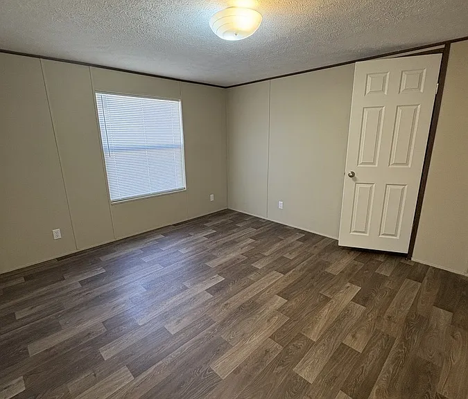 16 Amos Valley Dr — Photo 6