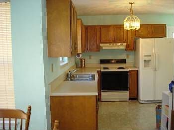 4th image of 134 Sunny Dr