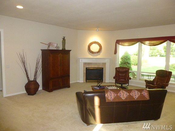5th image of 6501 Turnberry Ln SE