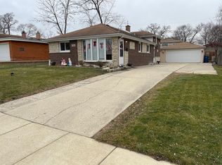 736 N Craig Pl, Addison, IL 60101