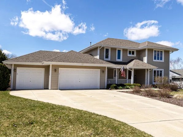 W173N10327 Woodbridge LANE, Germantown, WI 53022