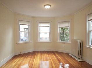 33 Chatham St #1, Cambridge, MA 02139