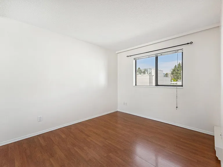 777 W 7th Ave #205 — Photo 15