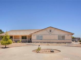 11020 Lantry Ln, Oak Hills, CA 92344
