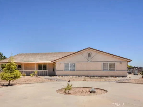 11020 Lantry Ln, Oak Hills, CA 92344