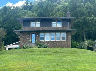 781 E 7th St, Red Wing, MN 55066