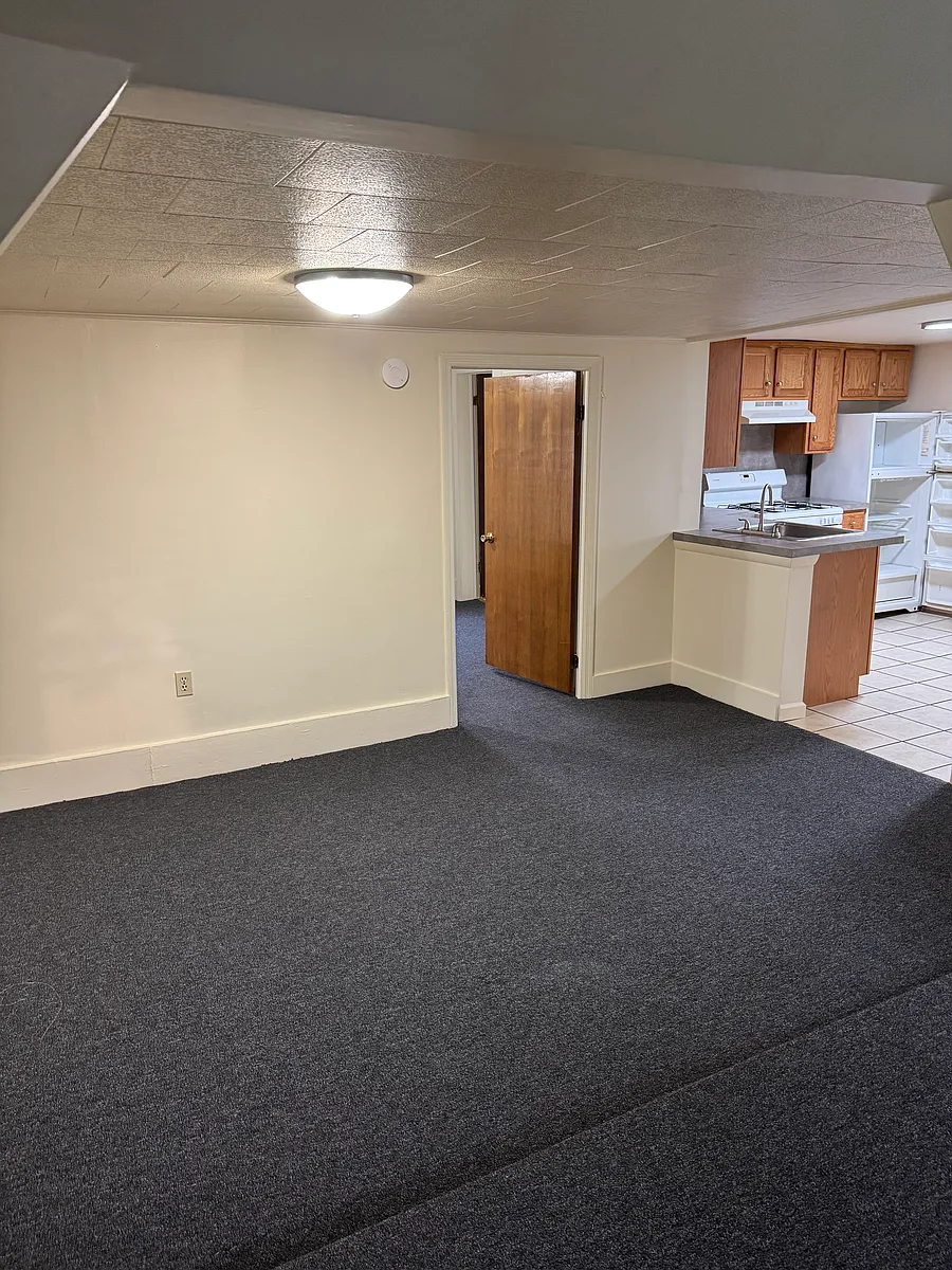 Building Photo - 405 W Embargo St #4