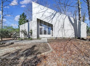 2 Hickory Nut Ln, Clover, SC 29710