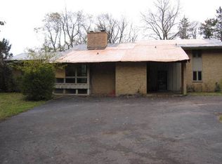 8411 Crystal Springs Rd BLDG B, Bull Valley, IL 60098