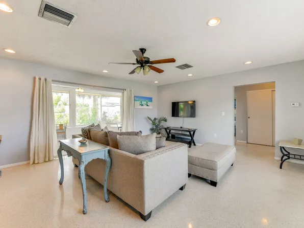 1648 Idle Ln #Id1546216p, Sarasota, FL 34231