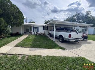 30 Highridge Ave, De Leon Springs, FL 32130