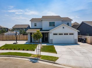 1809 W Sunnyview Ave, Visalia, CA 93291
