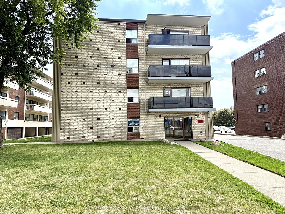 1181 Ellesmere Rd #205
