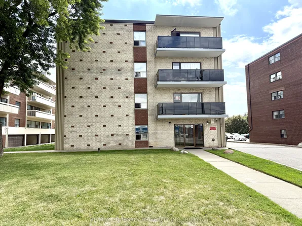 1181 Ellesmere Rd #205, Toronto, ON M1P 2X6