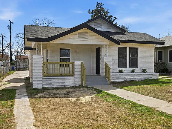 3rd image of 1230 Hammond Ave