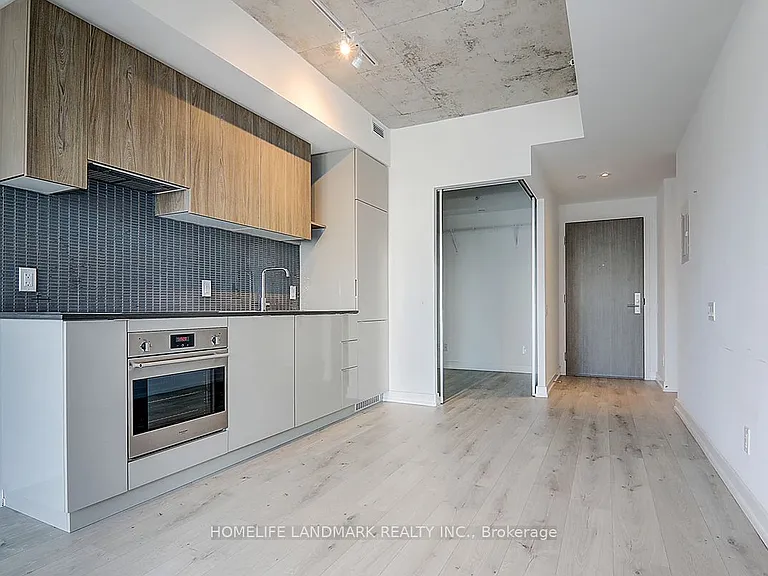 161 Roehampton Ave #2811 — Photo 10