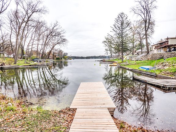 2nd image of 289 Honey Ln