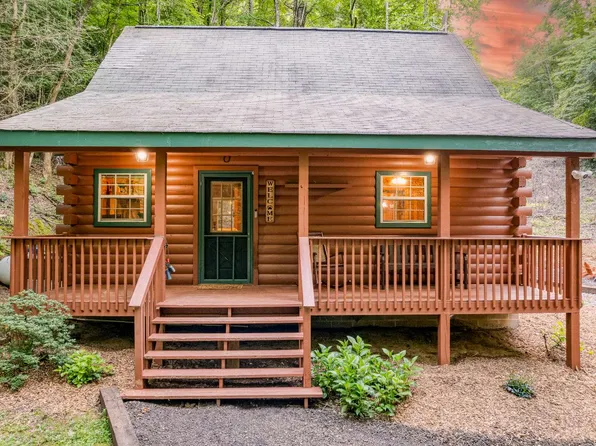 214 Broken Arrow Way, Epworth, GA 30541