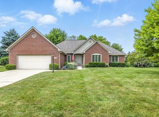 330 Abbedale Ct, Carmel, IN